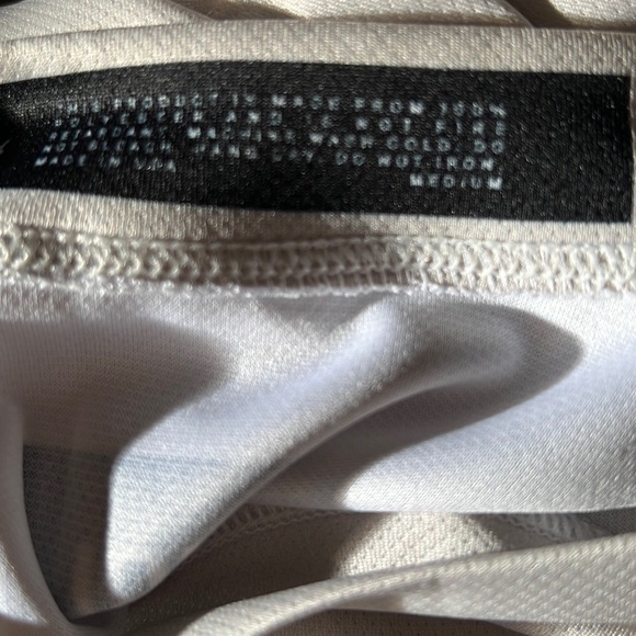 〰️ 100 Thieves Valorant Esports Gaming Jersey〰️ - Picture 6 of 9